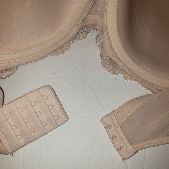 VICTORIAS SECRET Body By Victoria Lined Demi Pink Nude Underwire Lace Bra 36DD - Picture 4 of 8